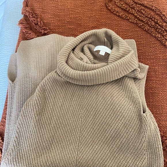 Etcetera sleeveless turtleneck sweater - Picture 2 of 5